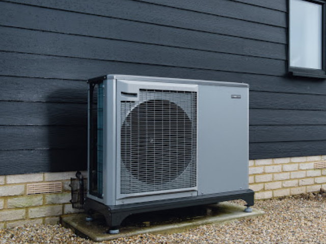 How to deal with air source heat pump noise problem